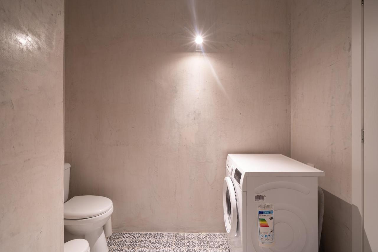 Exclusive Apartment In The Heart Of Афины Экстерьер фото