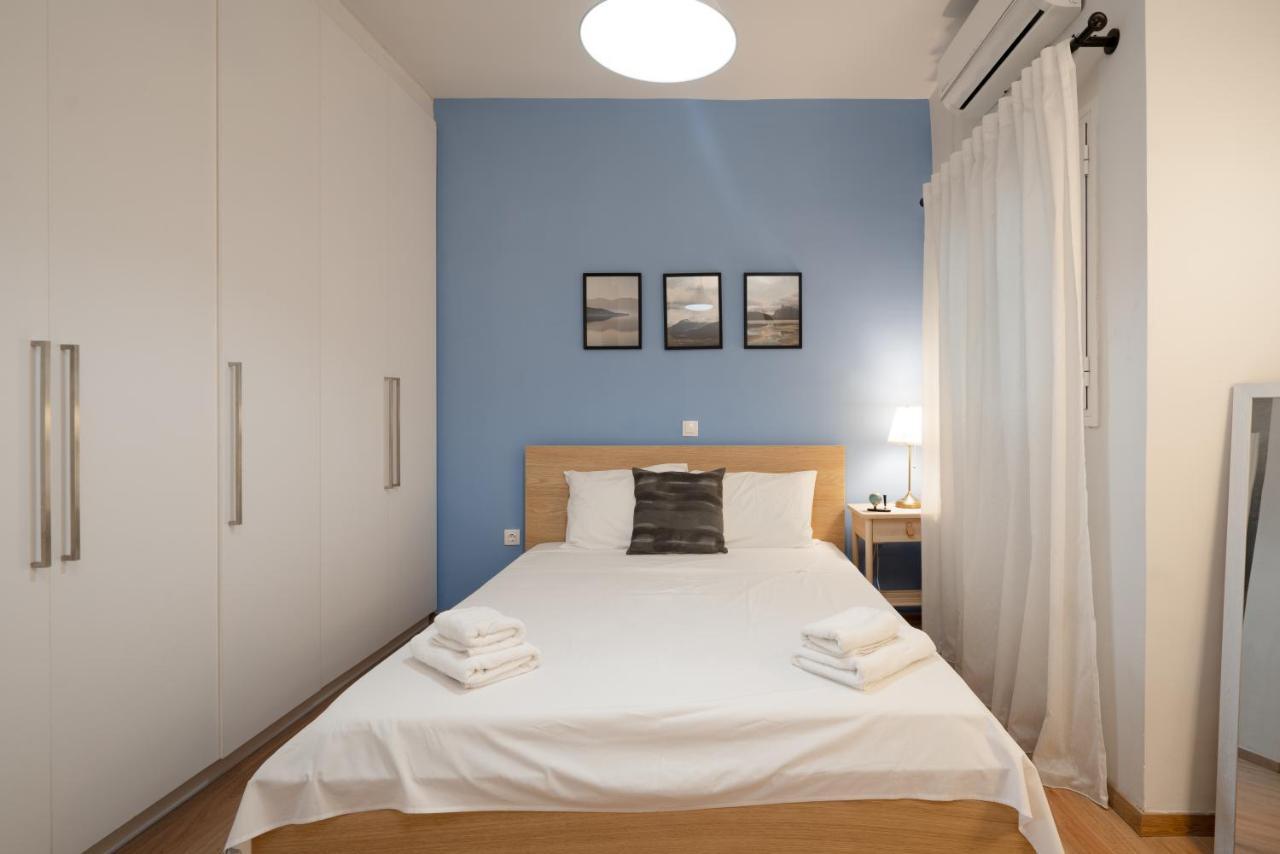 Exclusive Apartment In The Heart Of Афины Экстерьер фото