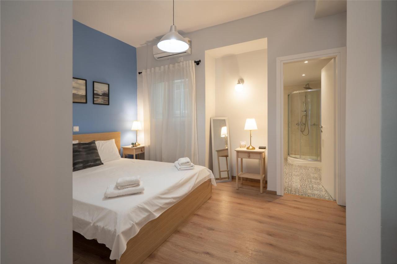 Exclusive Apartment In The Heart Of Афины Экстерьер фото